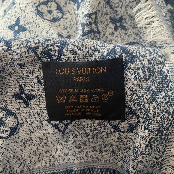 LV monogram denim shawl / scarf - Picture 3 of 6